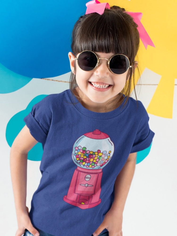 cute-girl-wearing-sunglasses-in-deep-blue-Gumball-machine-tshirt