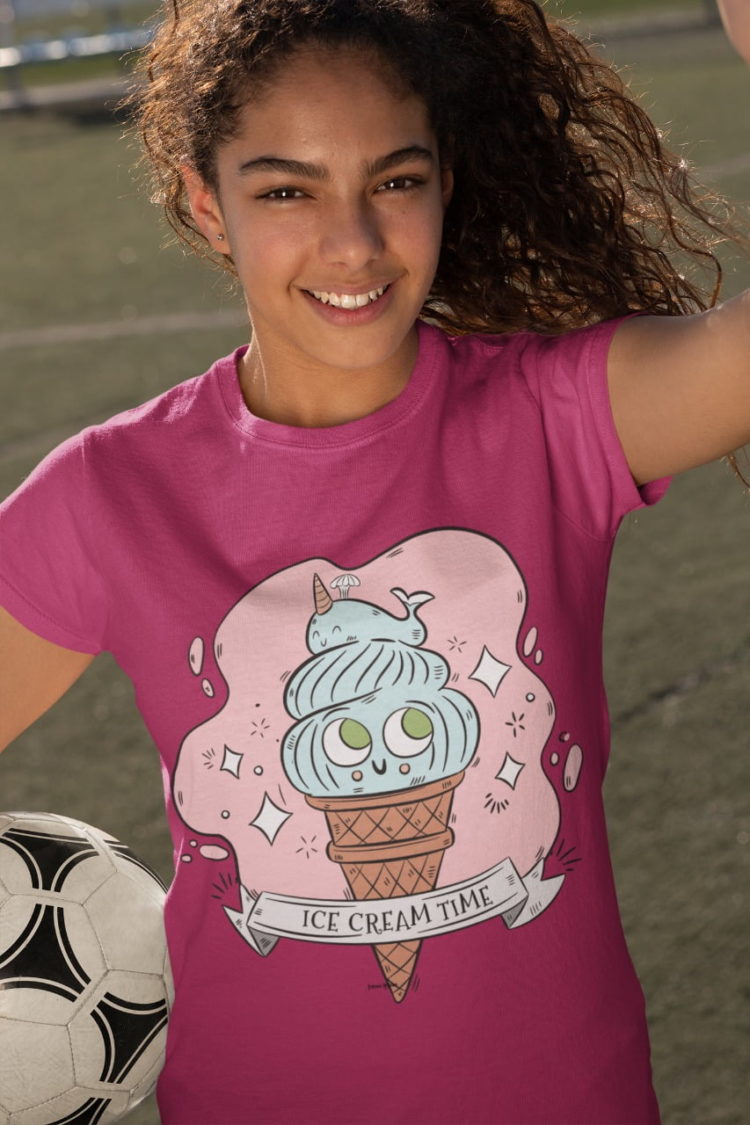 sporty girl in dark pink tshirt with Cute icecream cone with whale on top