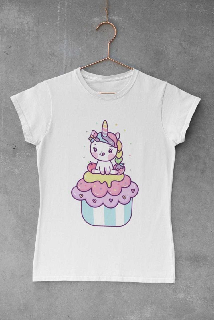 white tshirt with a Unicorn on a cupcake