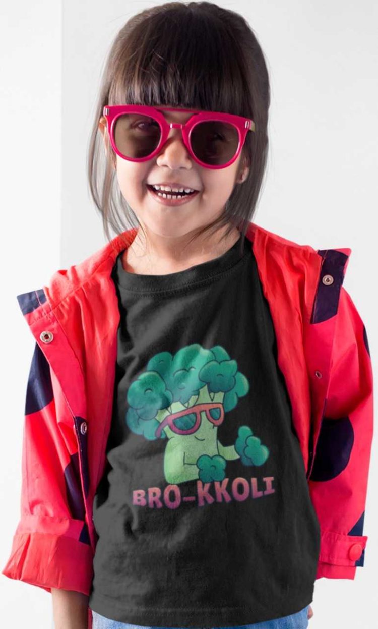 girl wearing sunglasses in Black Bro-koli tshirt
